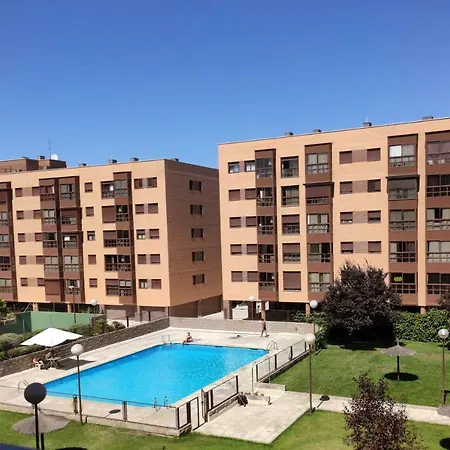 Deyanira New Suite Madrid Airport Exterior photo